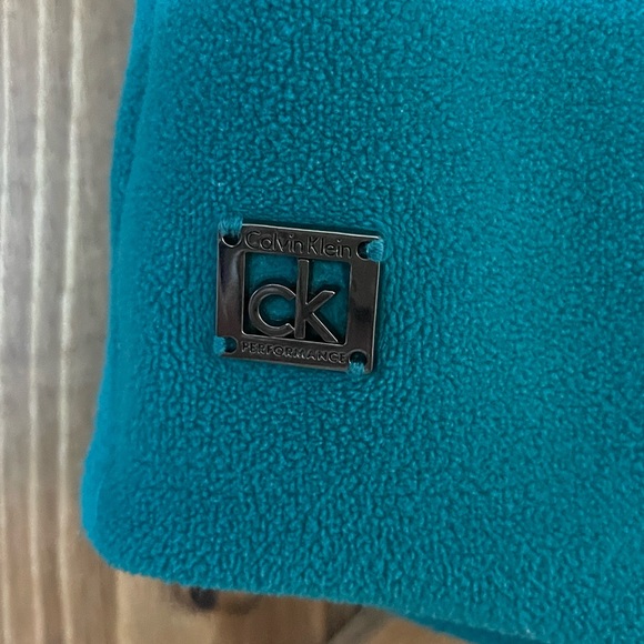 Calvin Klein Performance Fleece Quarter Zip in Teal | Size Medium - Picture 2 of 5
